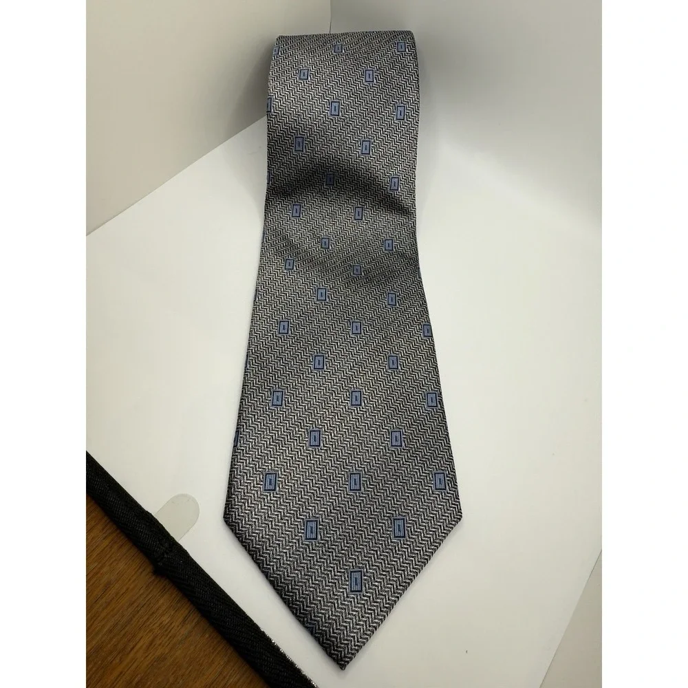 Burma Bibas Silk Tie Gray Blue Geometric Chevron Pattern Classic Length 60